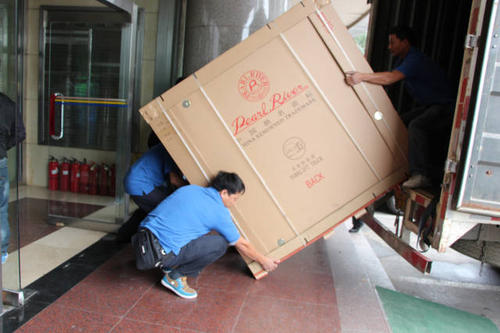 祁门钢琴贵重工艺品无忧运